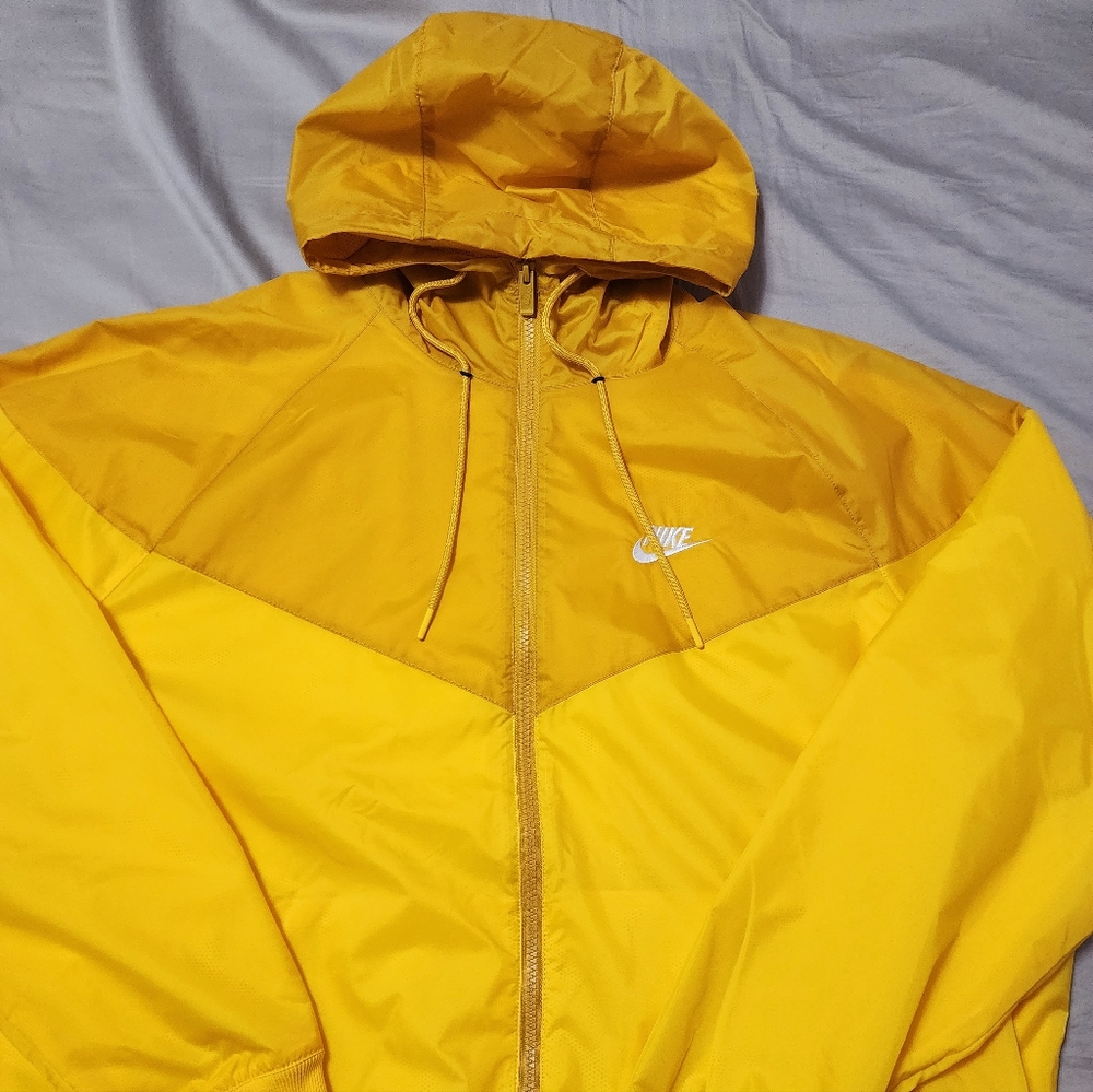 Nike windrunner